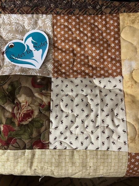 homemade-lap-quilts